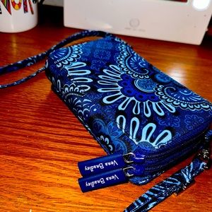 Vera Bradley All-In-One RFID Crossbody Wallet